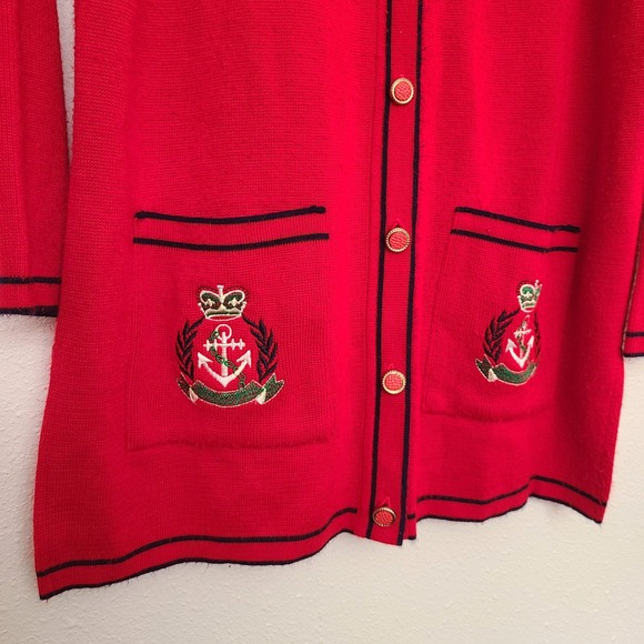 Vintage Triko XL Preppy Red Cardigan Embroidered Crest Old Money New England - Picture 5 of 12